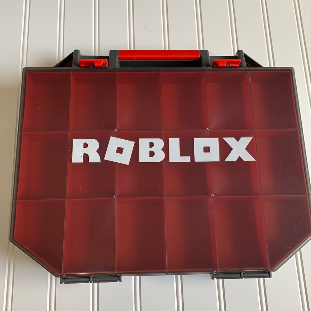 Roblox collectible toy figures tool box kit carrying case